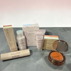 Wander - 4 pc set - Mini Hair Essentials, Blush and Highlighter - Lip & Cheek